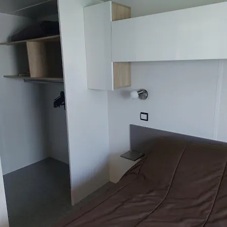 Appartement Mobilhome Avec Acces Piscine