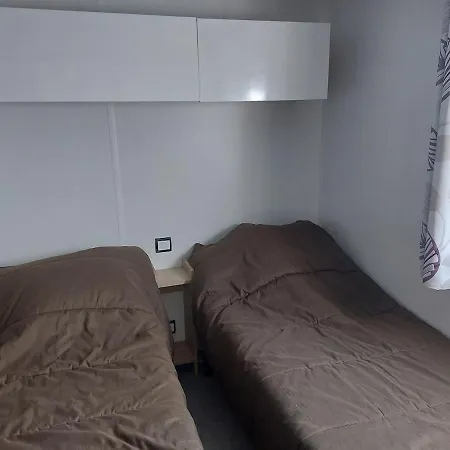 Appartement Mobilhome Avec Acces Piscine