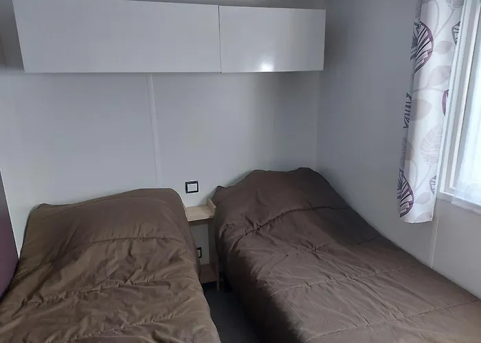 Appartement Mobilhome Avec Acces Piscine
